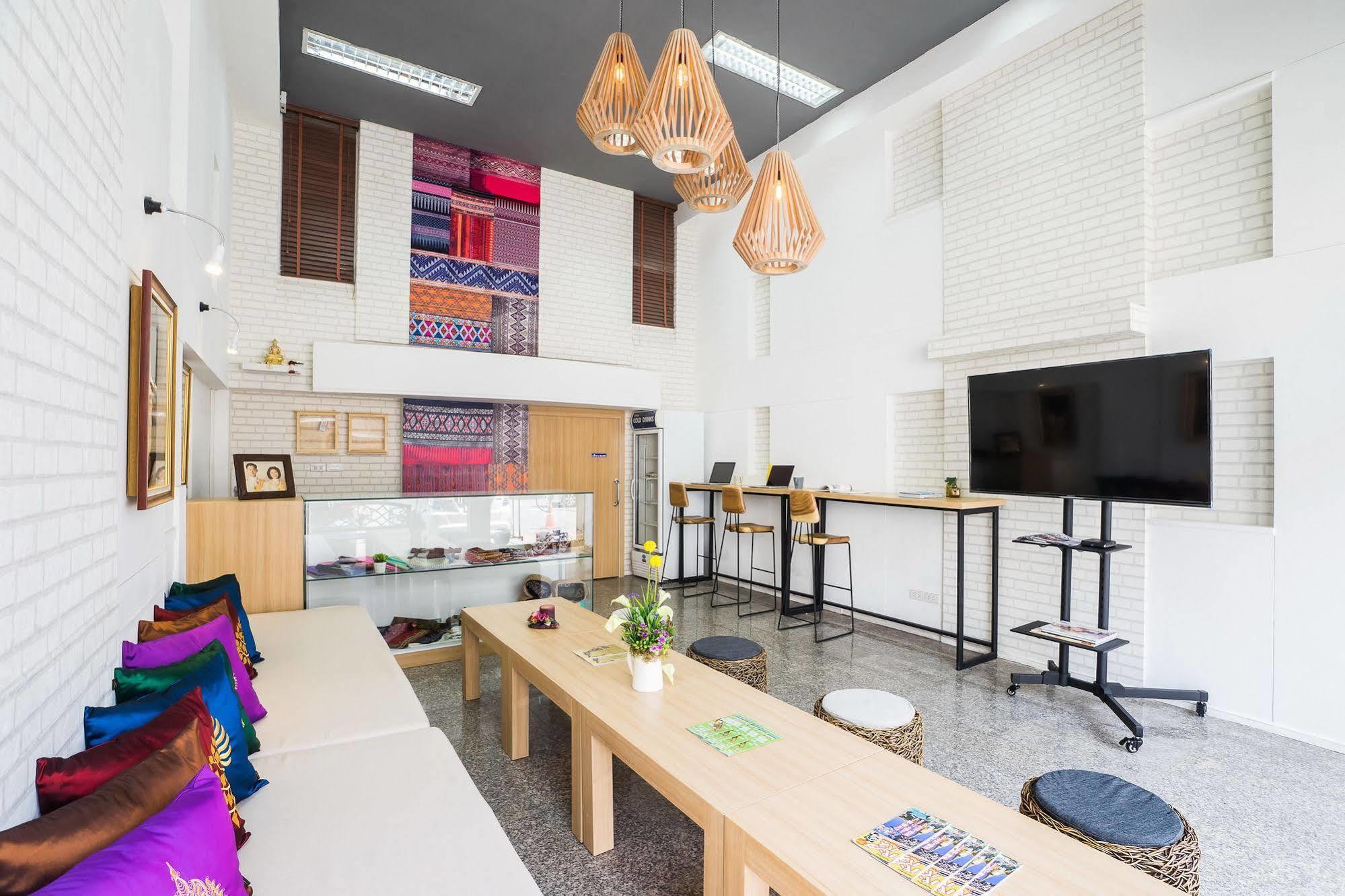 Hostel At Thonglor Bangkok Dış mekan fotoğraf