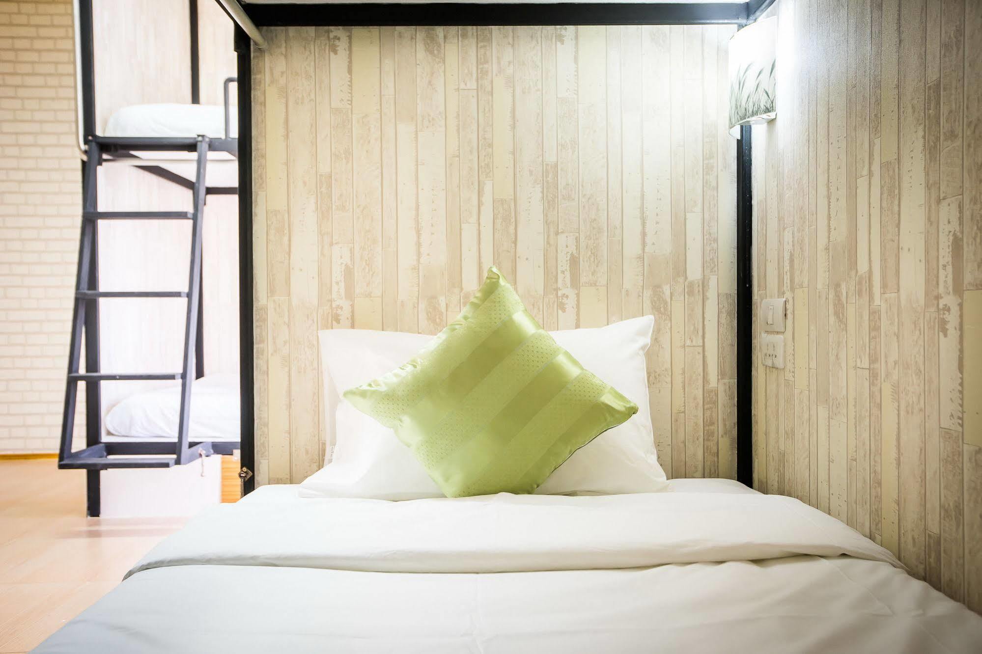 Hostel At Thonglor Bangkok Dış mekan fotoğraf